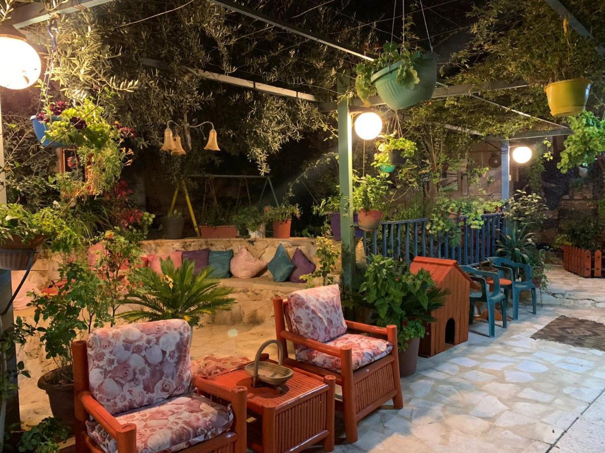 بيت الطبيعة Nature House Jarash Buitenkant foto